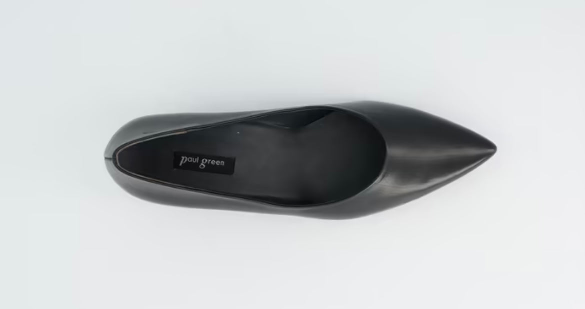 Paul Green black leather pump
