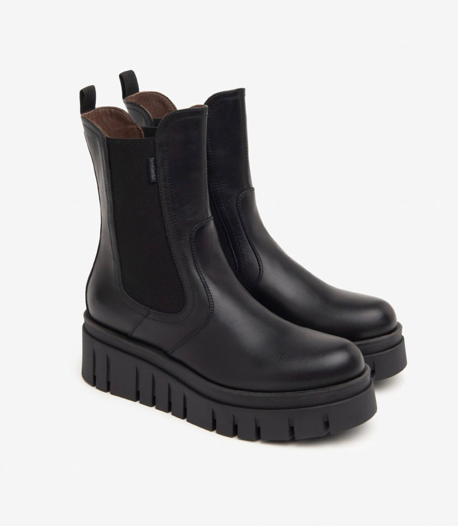 NeroGiardini black leather wedge Chelsea boot