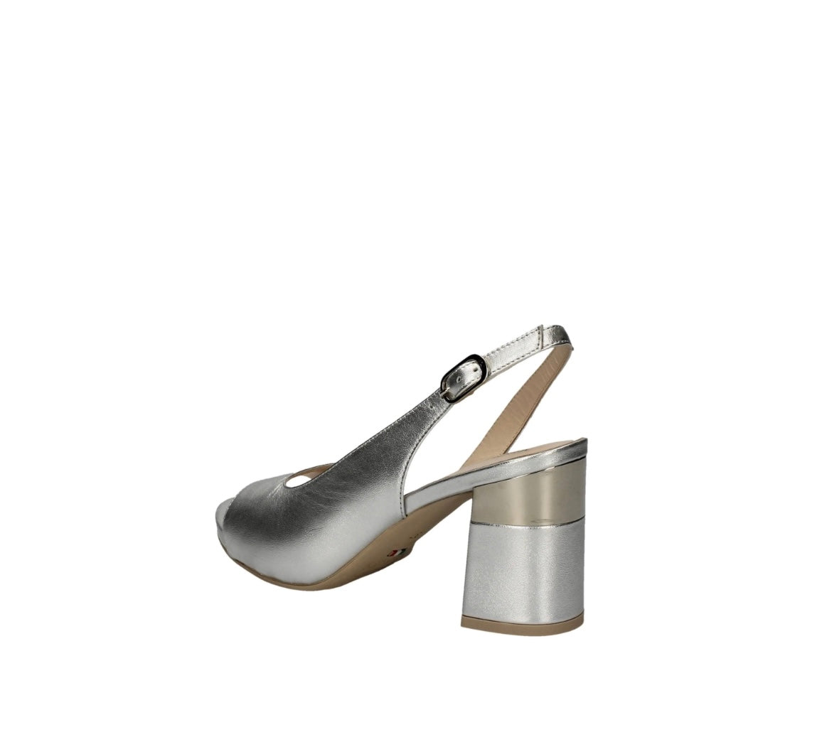 NeroGiardini silver leather sandals