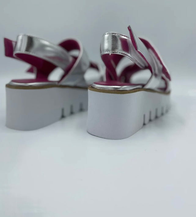 MarcoMoreo leather metallic silver sandals