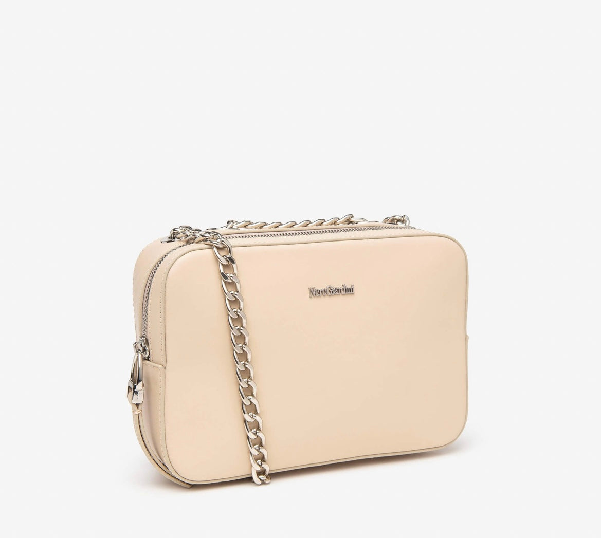 Nerogiardini leather shoulder handbag