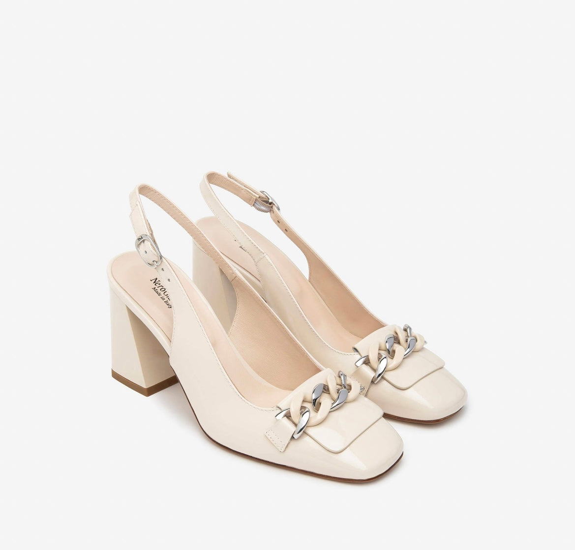 Nerogiardini patent leather pumps