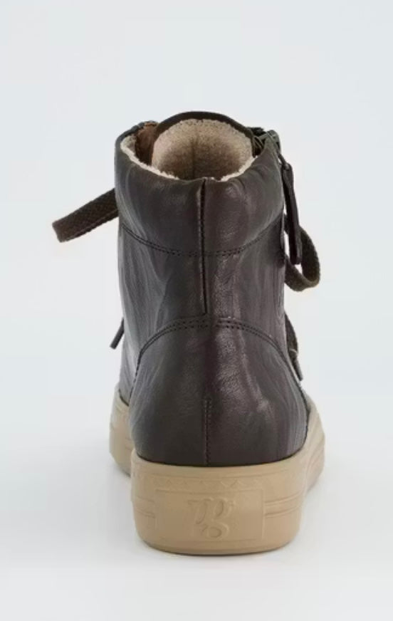 Paul Green brown leather high tops