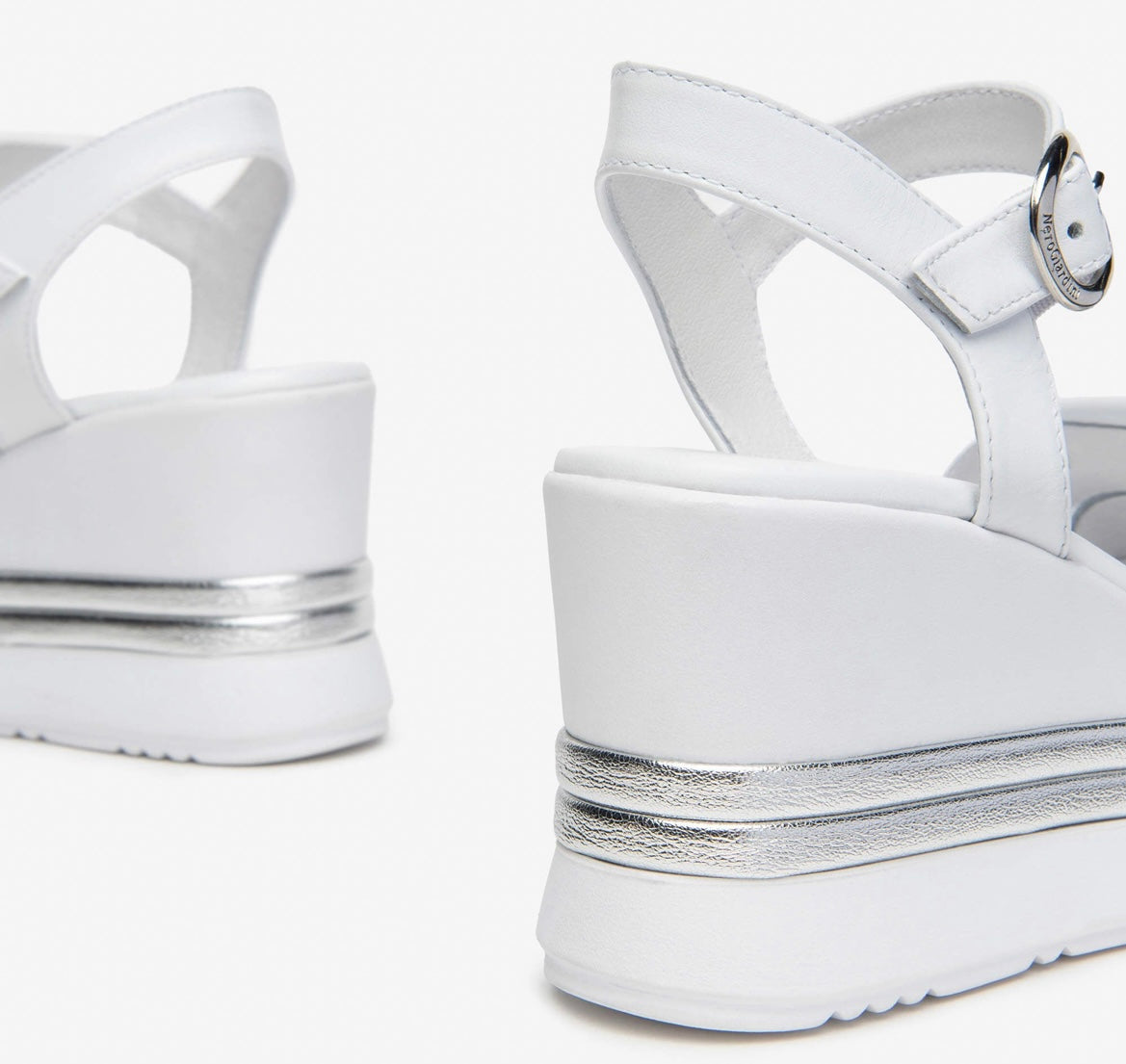 Nerogiardini white leather wedge sandals