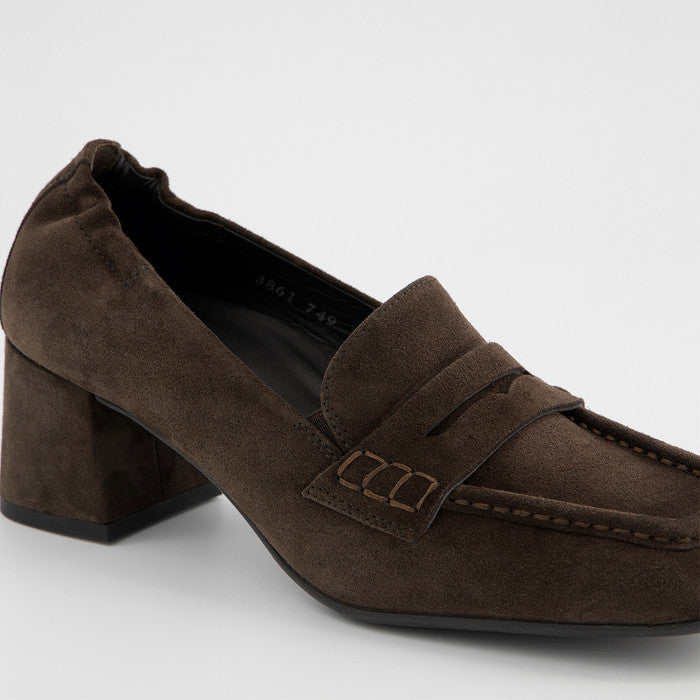 Paul Green brown suede loafer with block heel
