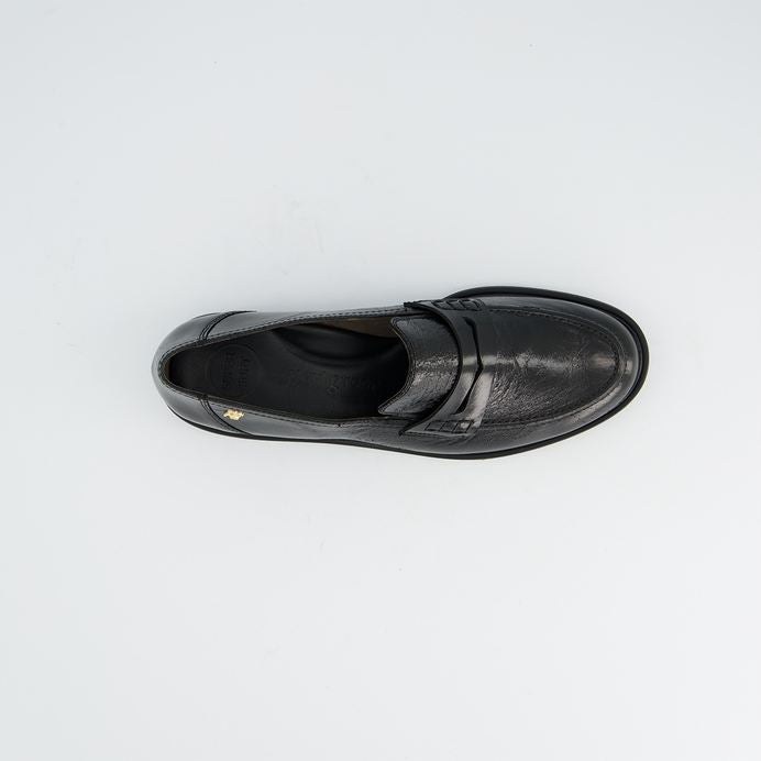 Paul Green brown soft patent leather loafers