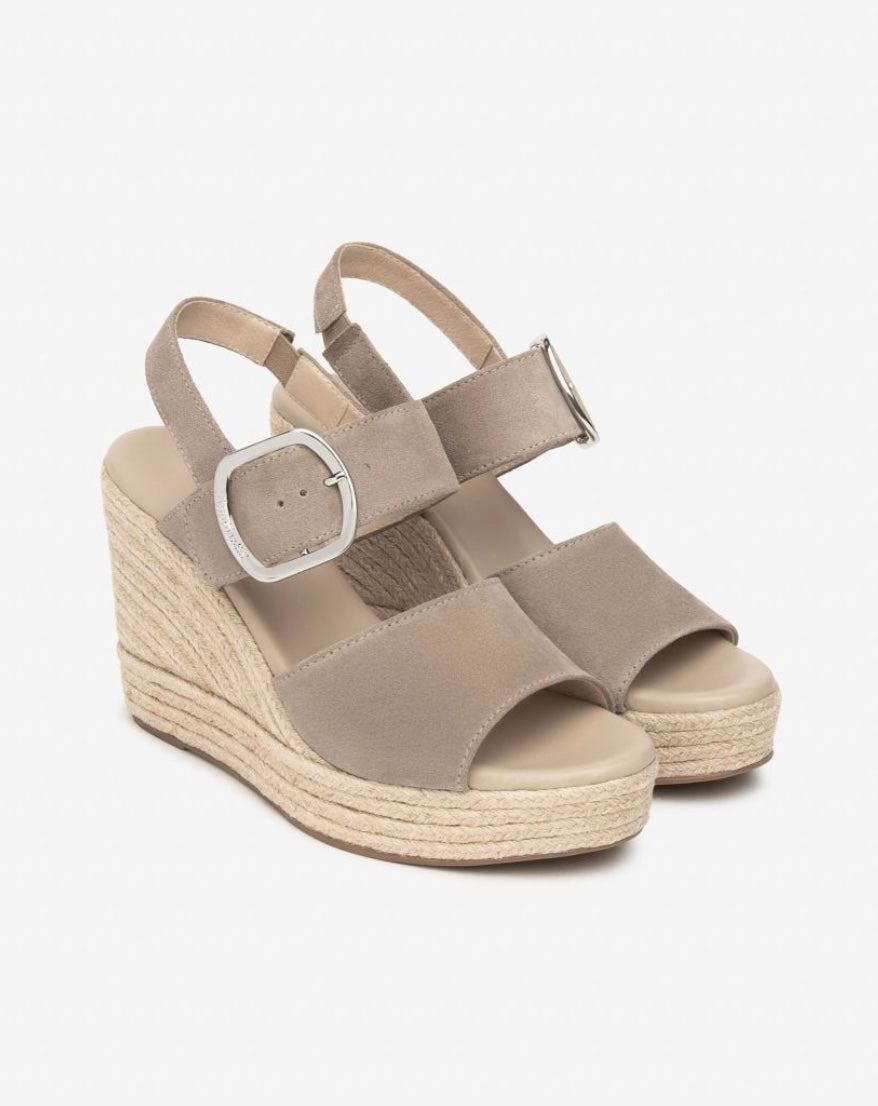 NeroGiardini beige suede wedge sandal