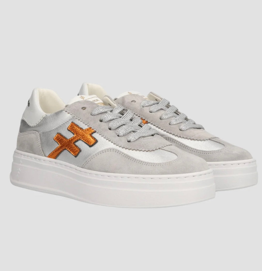 ANOTHER TREND grey/silver platform sneakers
