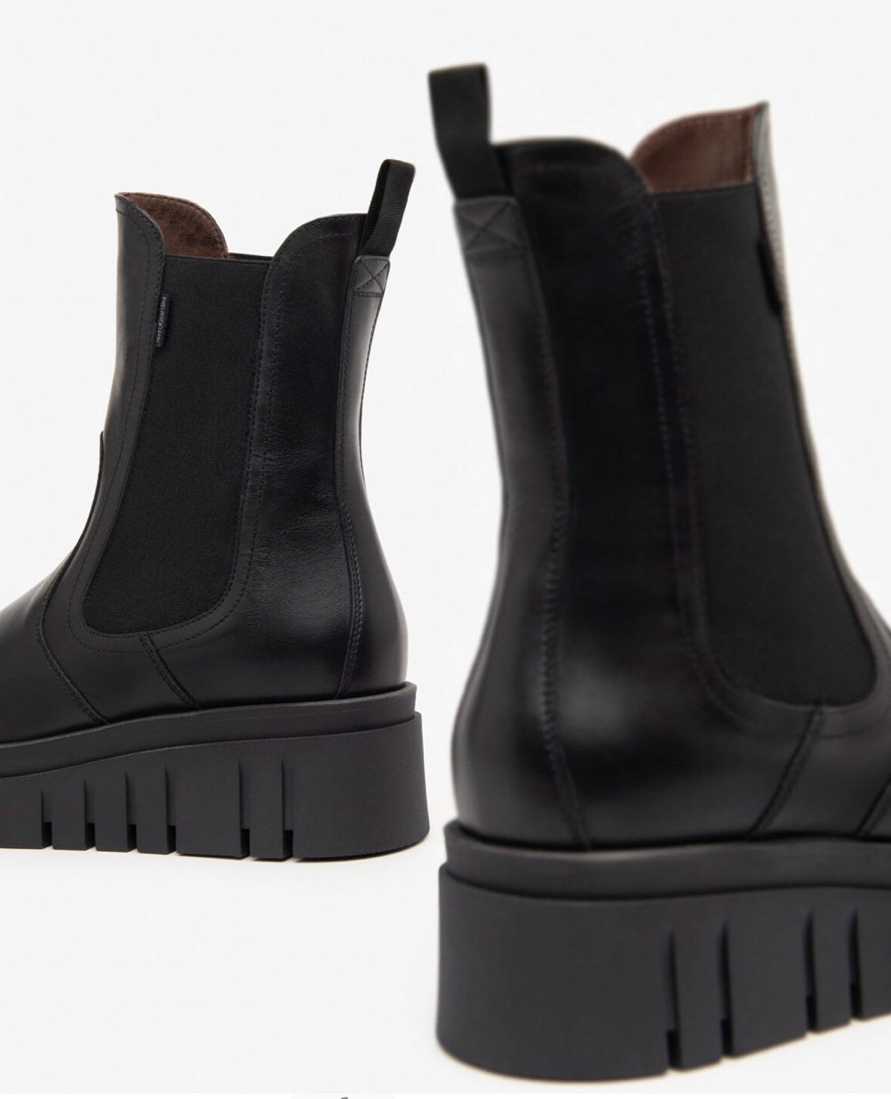 NeroGiardini black leather wedge Chelsea boot