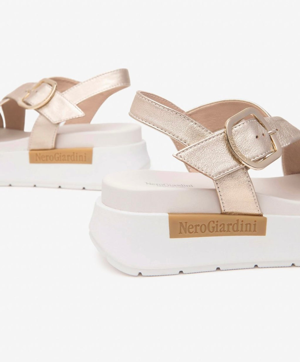 NeroGiardini gold leather platform sandals