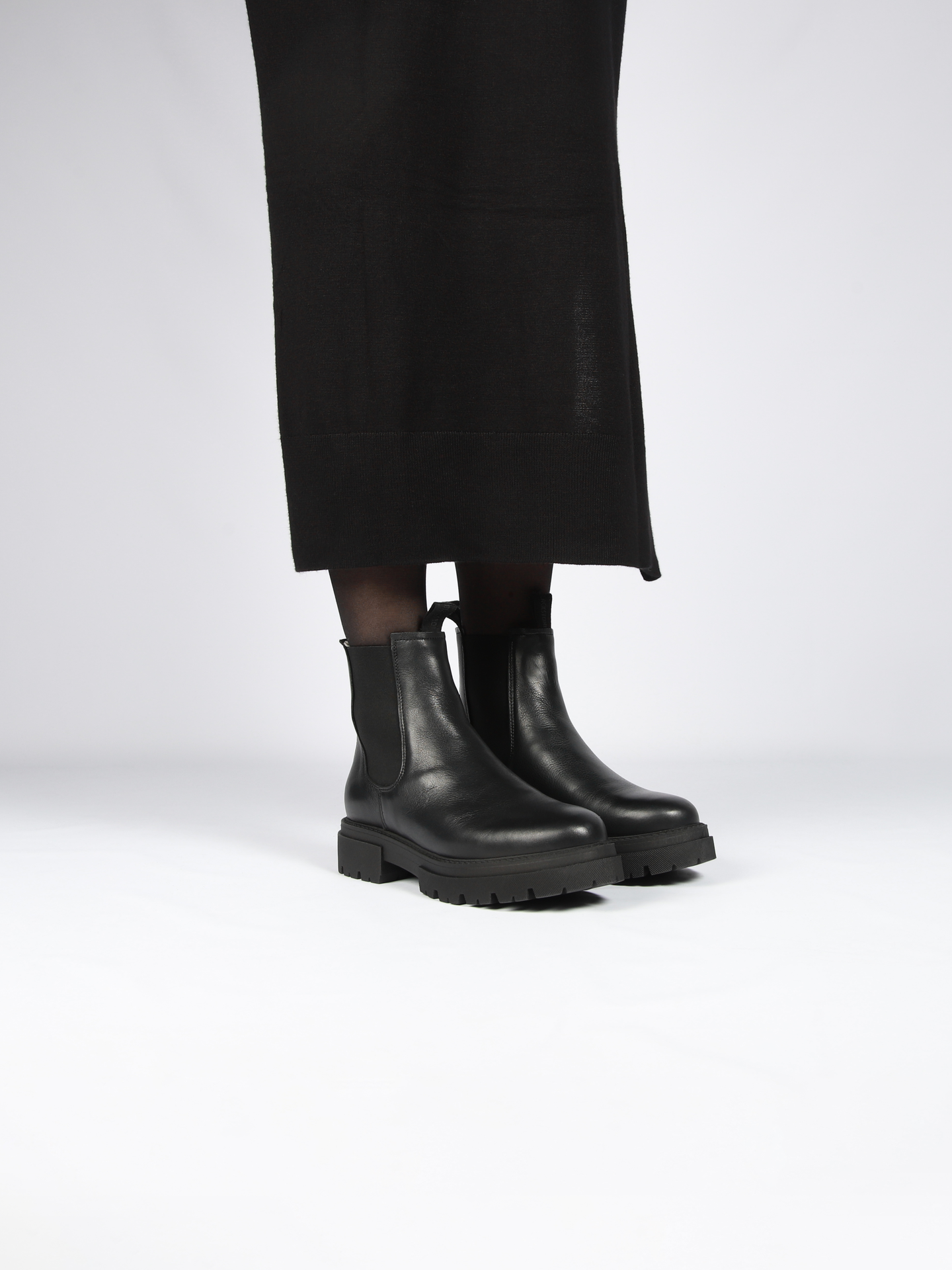 Blackstone black leather chelsea  ankle boot