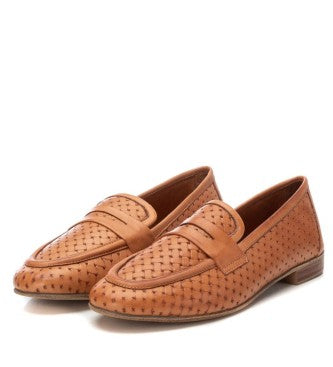 Carmela tan leather loafer
