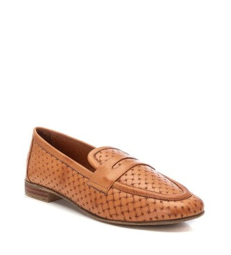 Carmela tan leather loafer