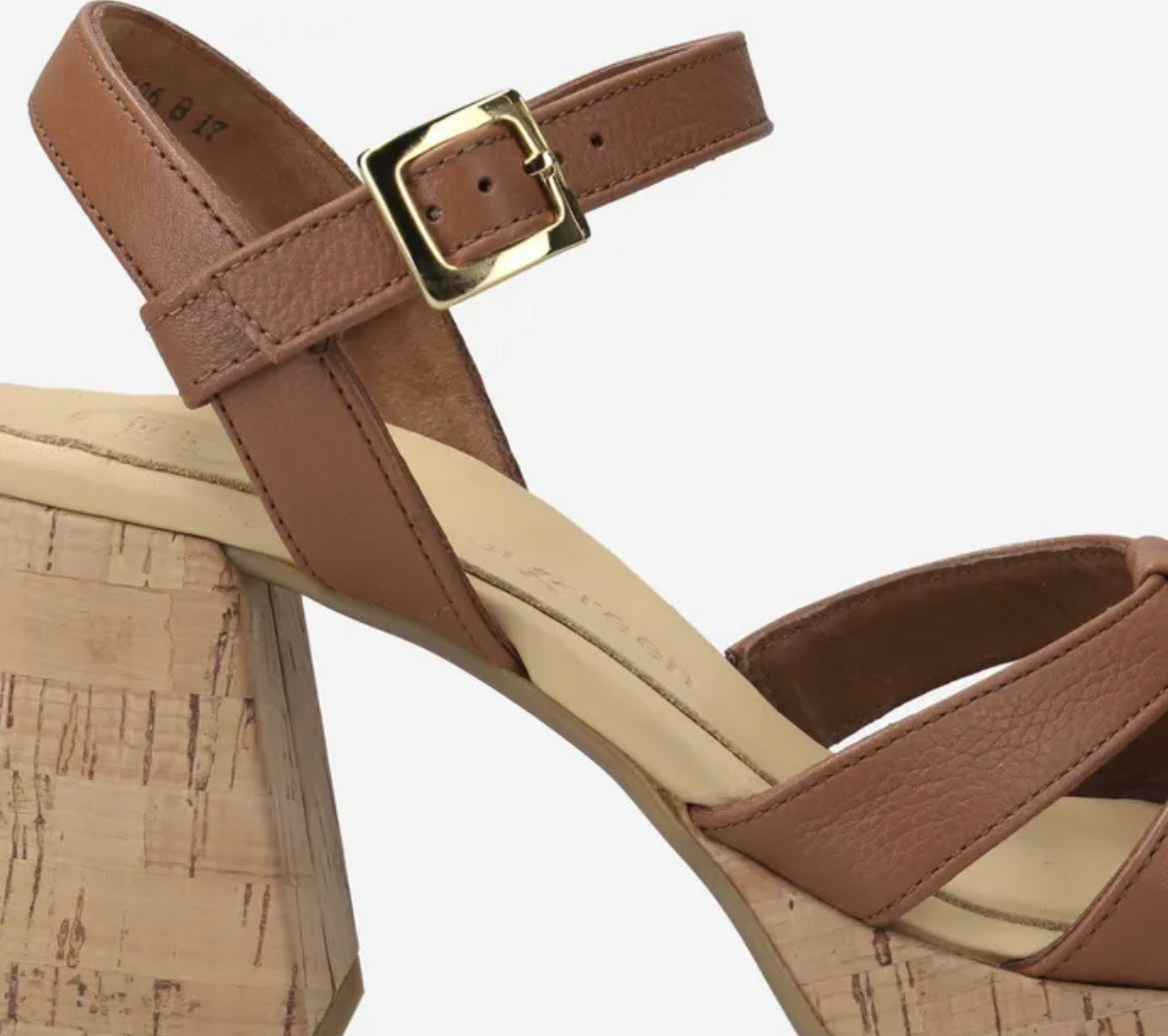 Paul Green leather Tan platform sandals