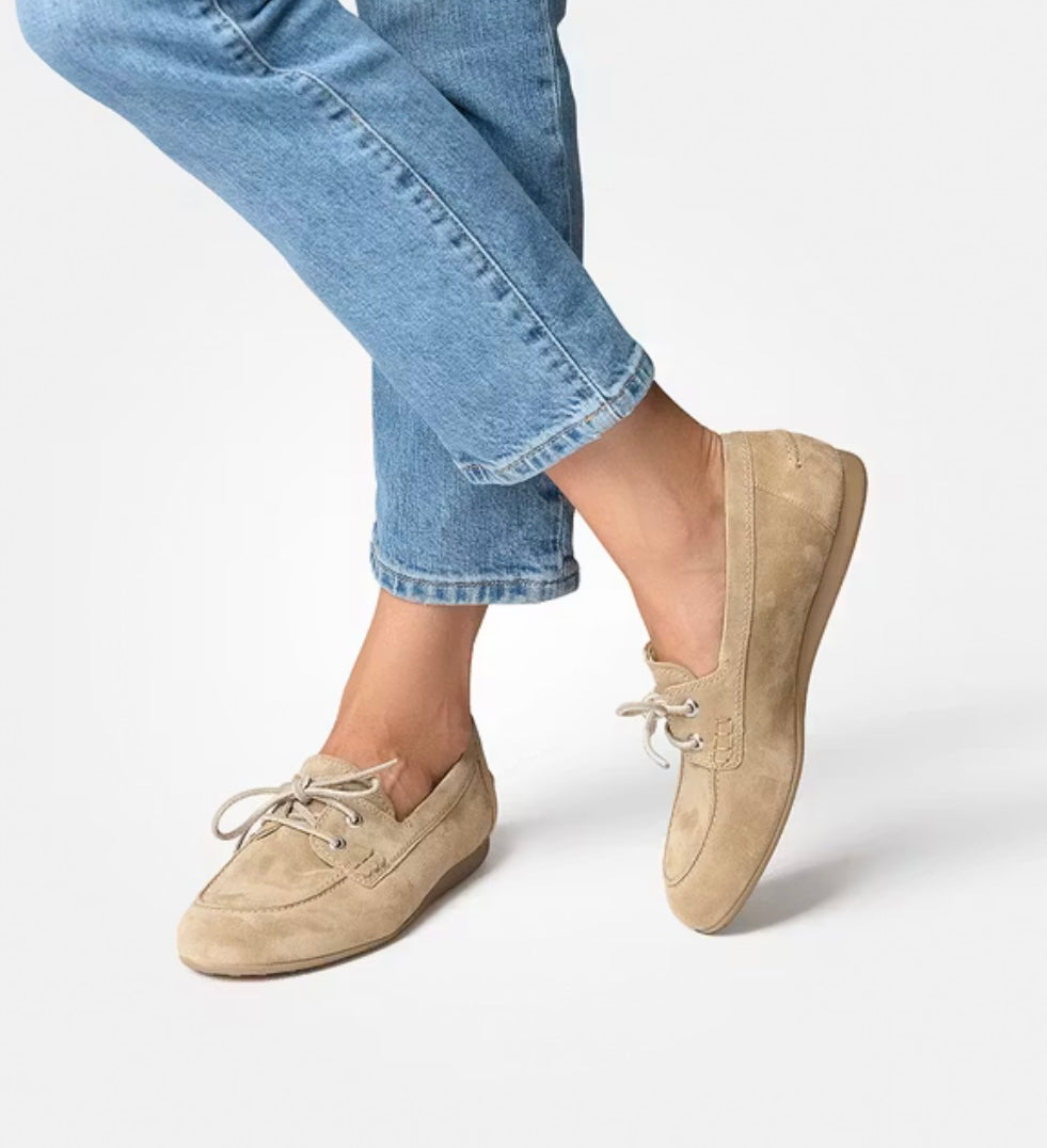 Paul Green suede beige deck shoes