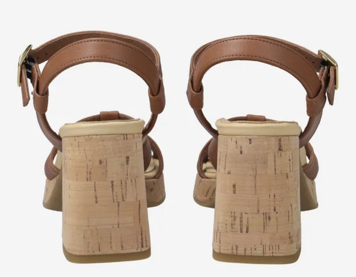 Paul Green leather Tan platform sandals