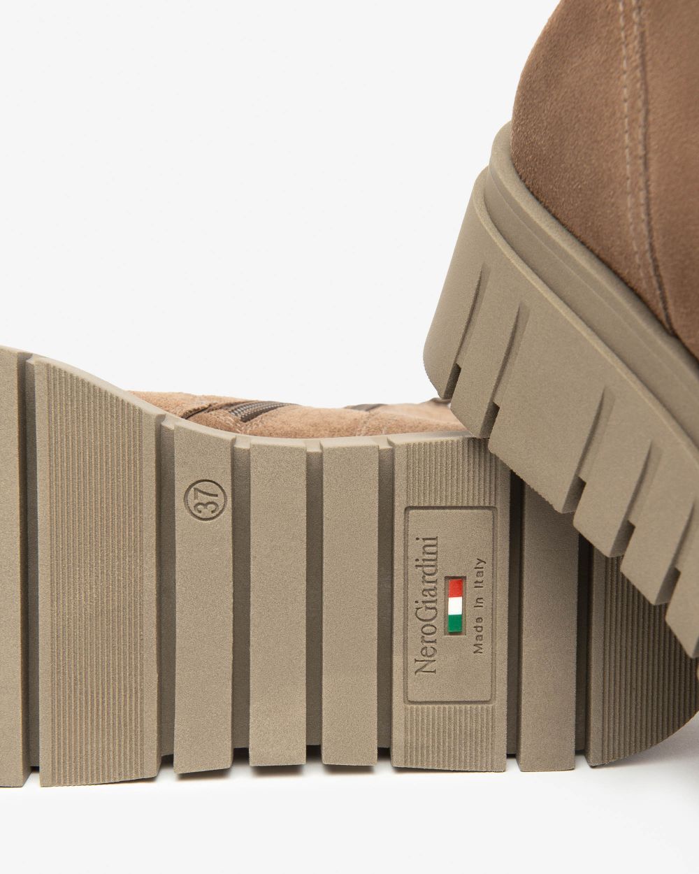 NeroGiardini tan suede ankle boots