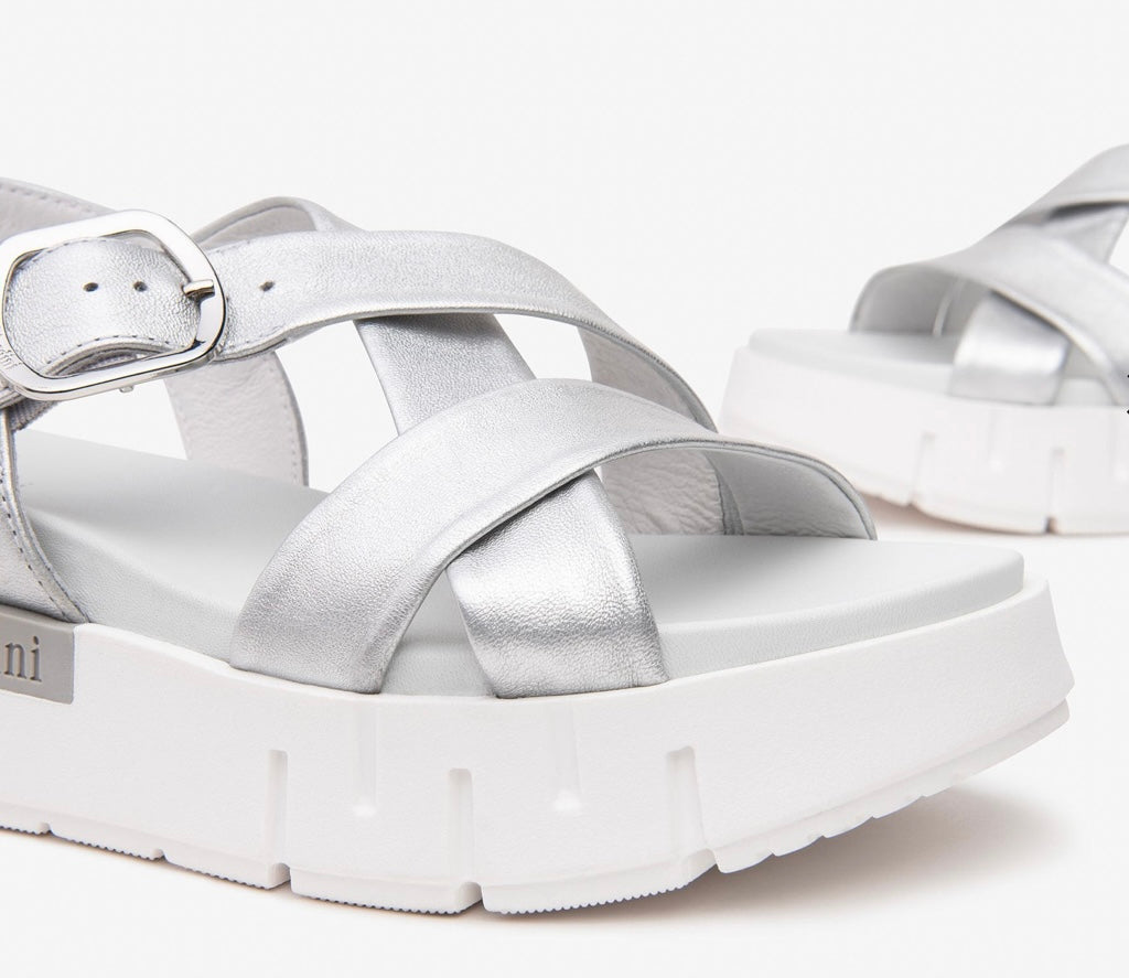 NeroGiardini silver leather platform sandals