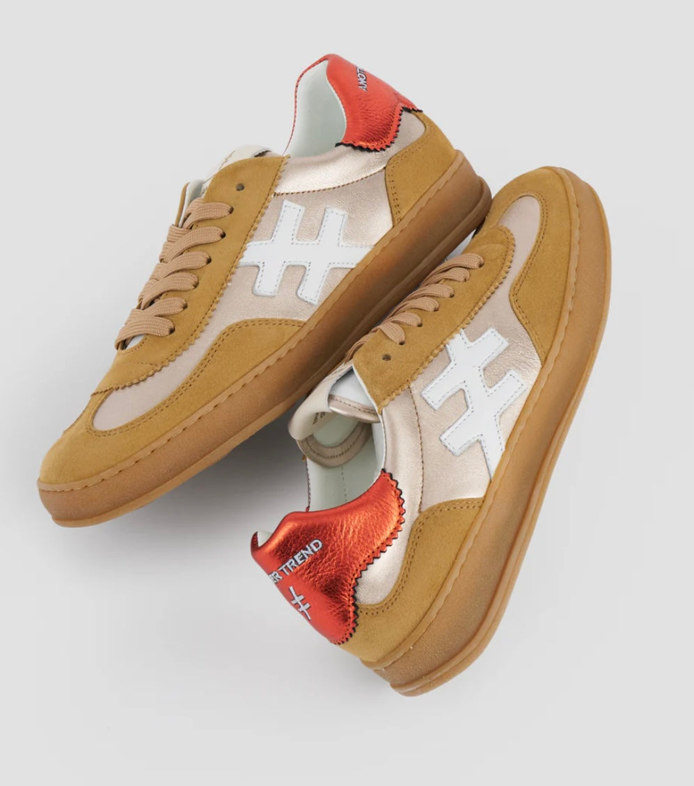 ANOTHER TREND camel sneakers