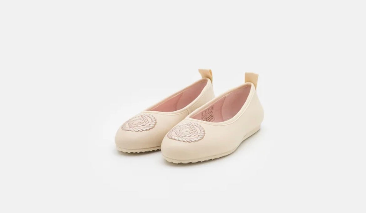 Gant light beige leather ballet pumps