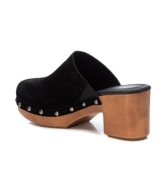 Carmela black suede clogs