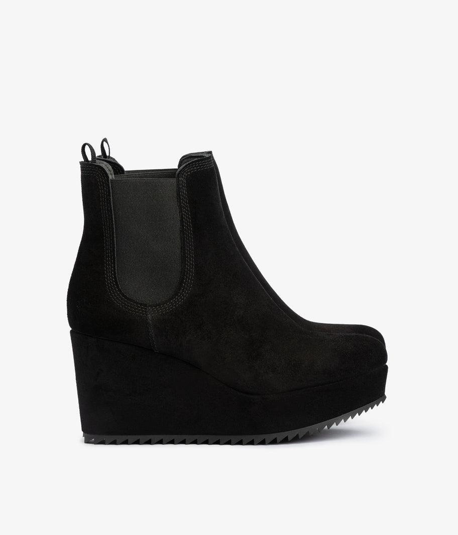 Pedro garcía black suede platform slip on ankle boot