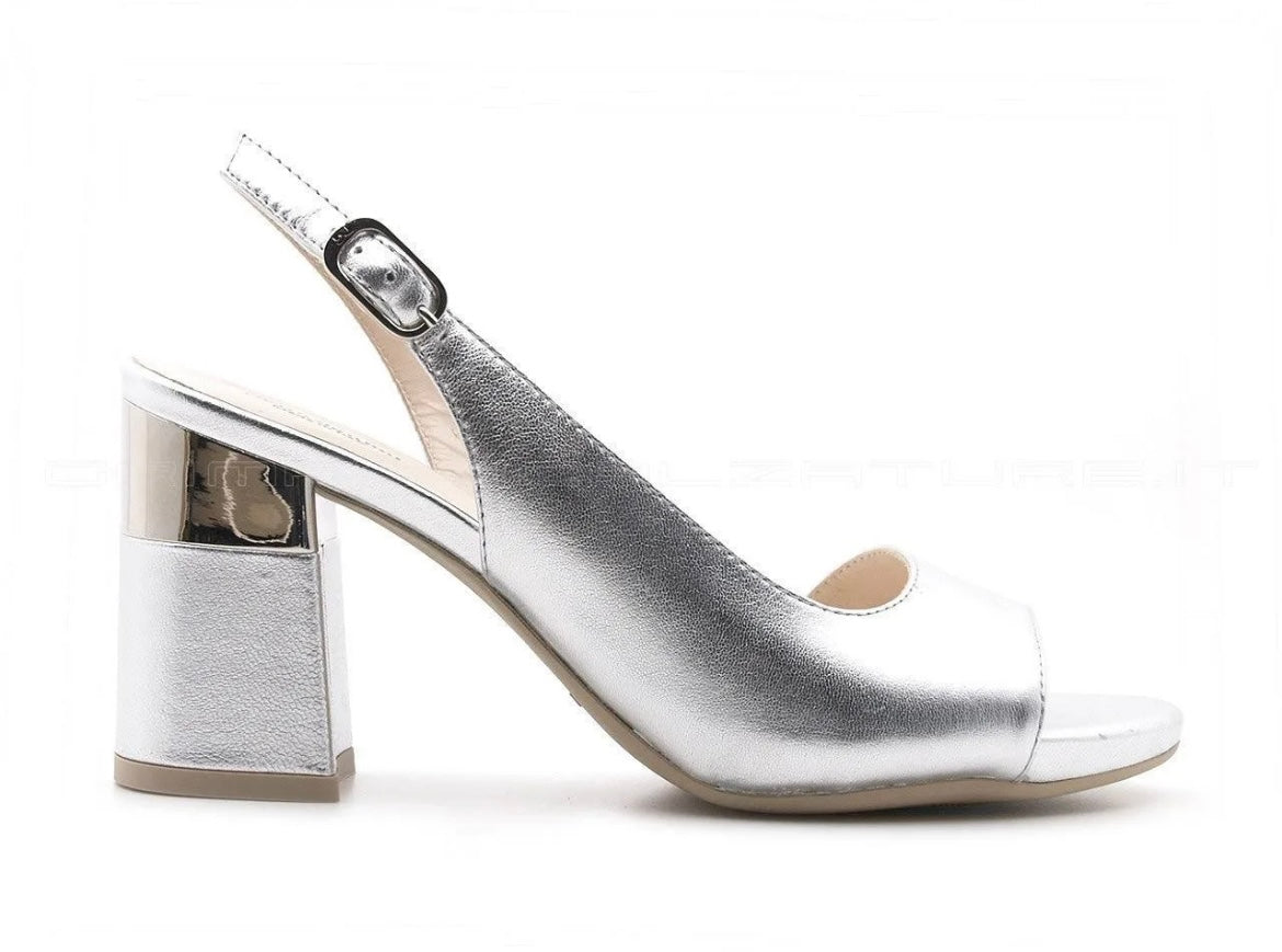 NeroGiardini silver leather sandals