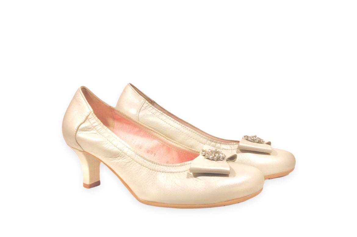 Le Babe pearl leather shoes