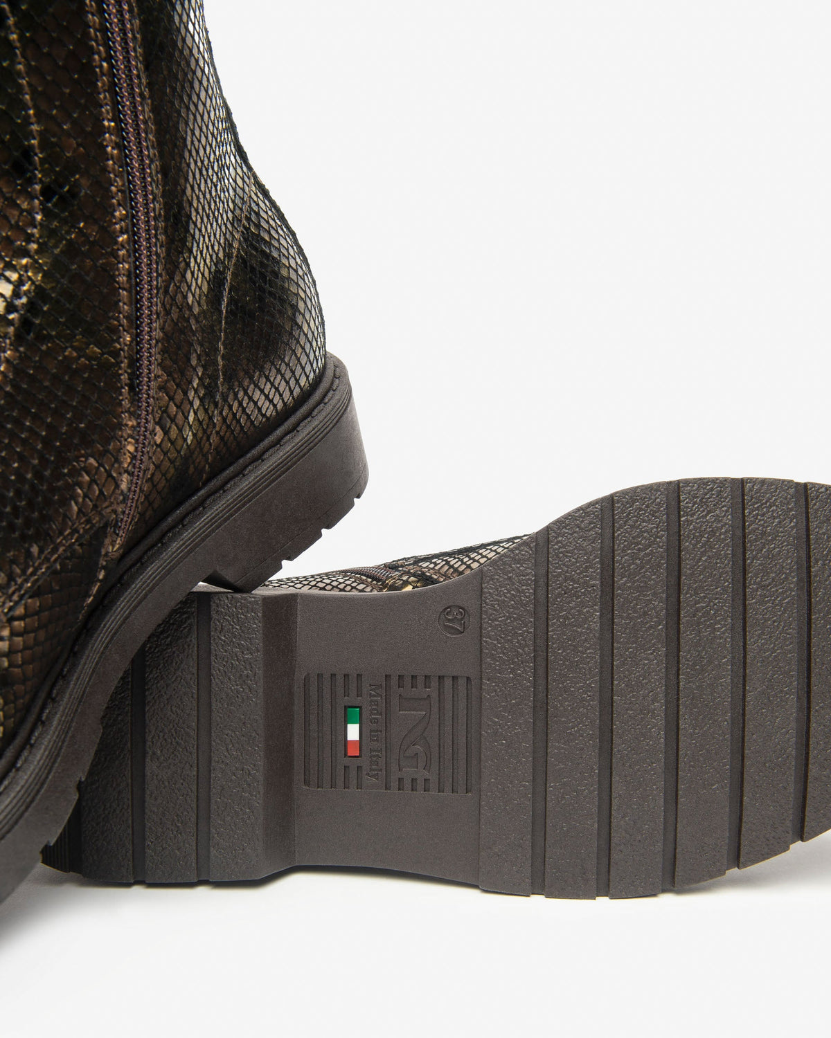 NeroGiardini bronze leather snakeskin effect combat boots