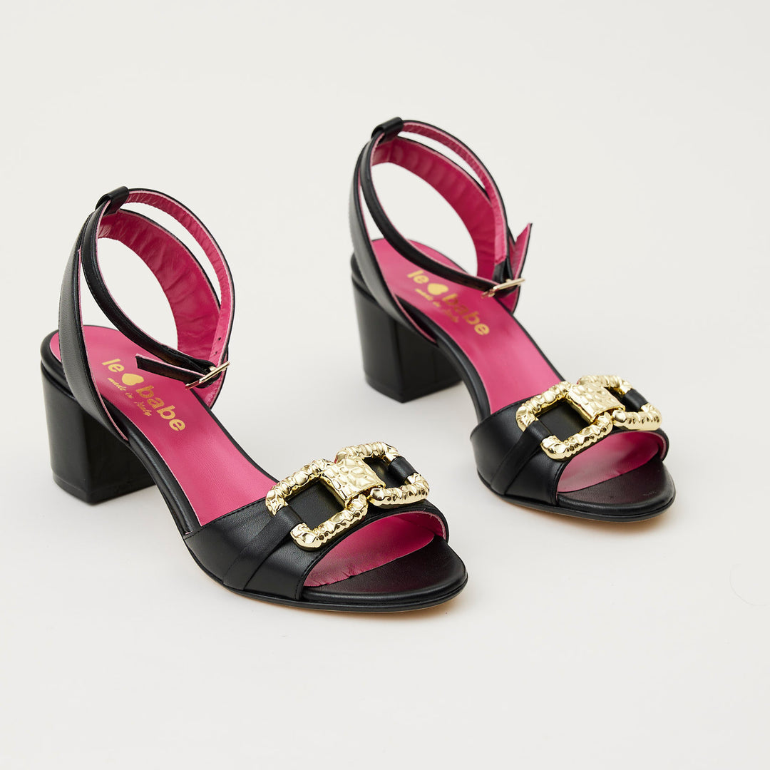 Le babe black leather sandals