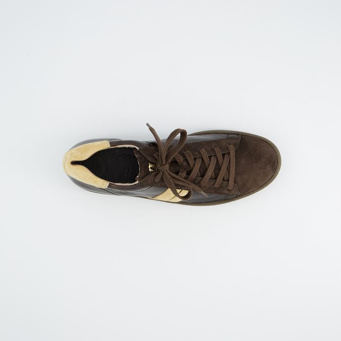 Paul Green brown patent leather and suede sneakers