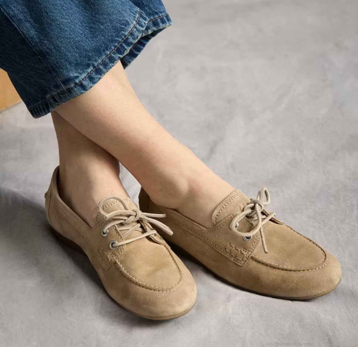 Paul Green suede beige deck shoes