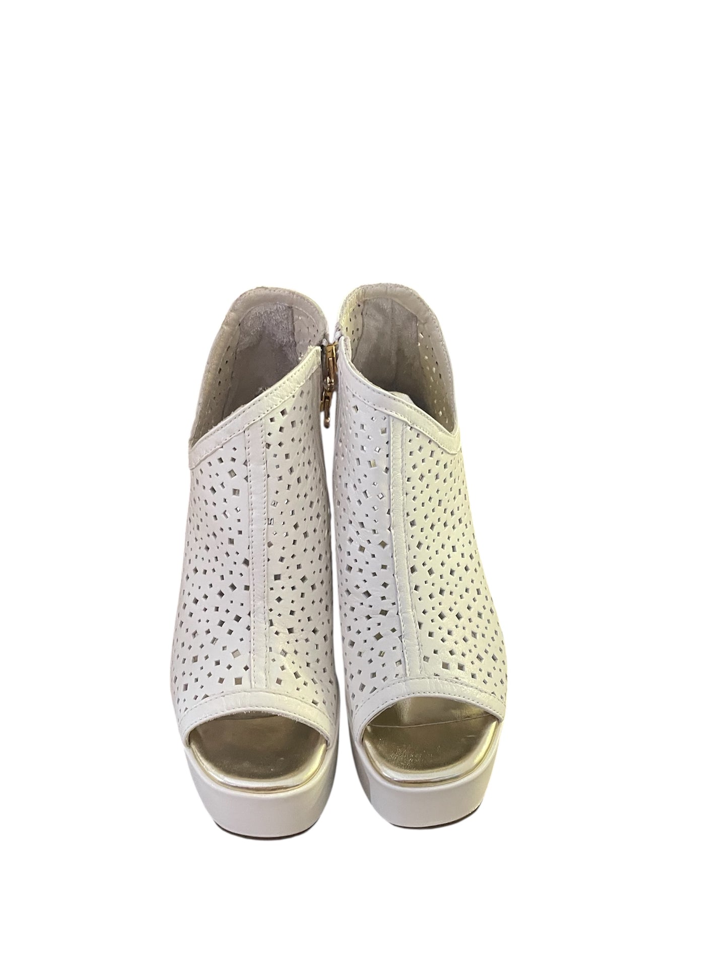 Marco Moreo cream leather platform wedges
