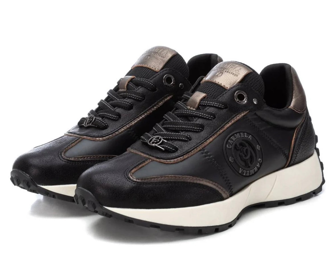 Carmela leather sneaker