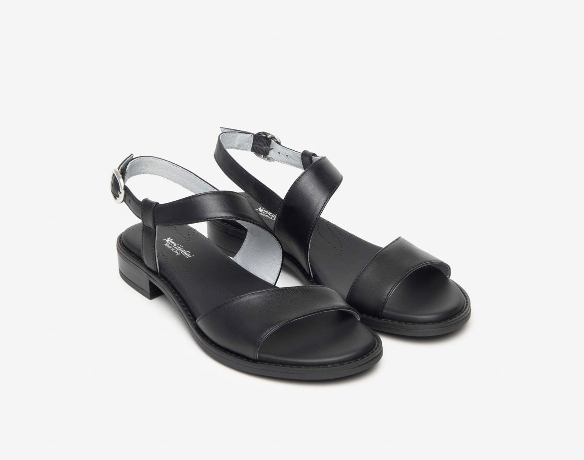 Nerogiardini black leather sandals