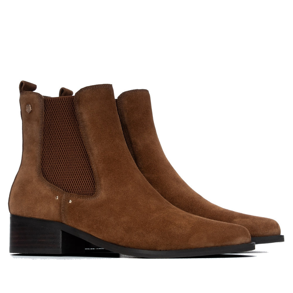 Carmela tan suede ankle boots