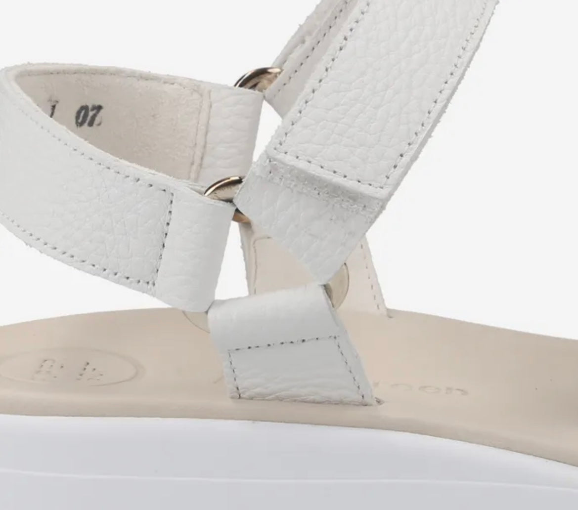 Paul Green super soft white leather sandal