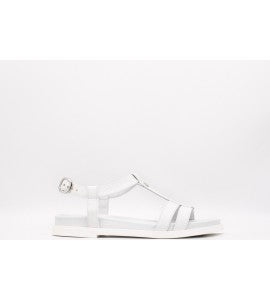 NeroGiardini white leather sandals