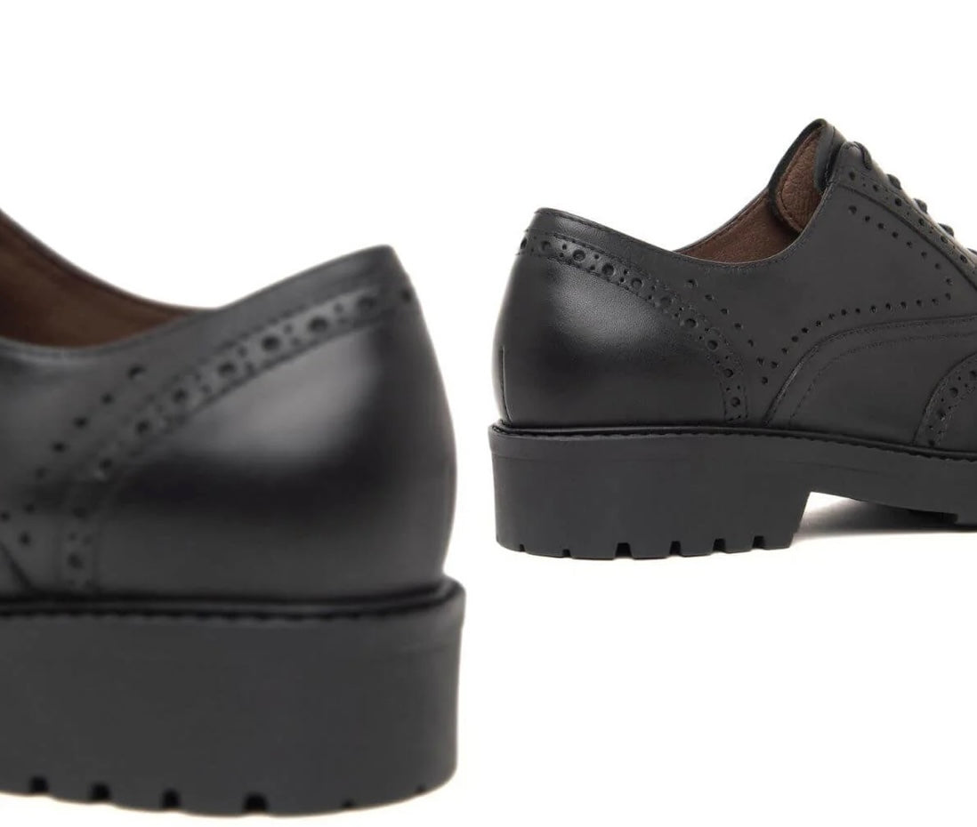 NeroGiardini black leather brogues