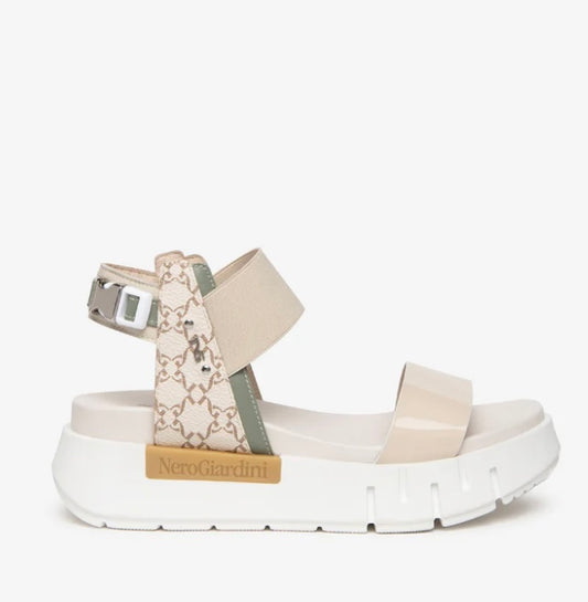 NeroGiardini cream leather platform sandals