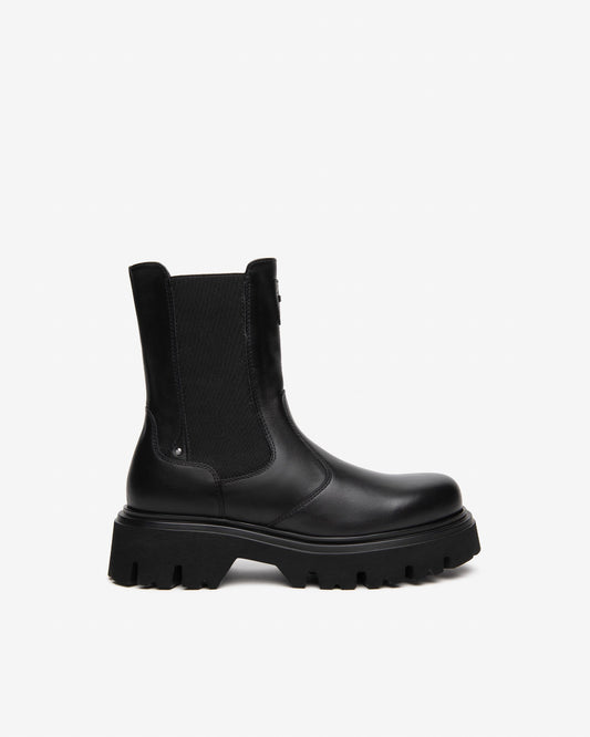 NeroGiardini black leather Chelsea boot
