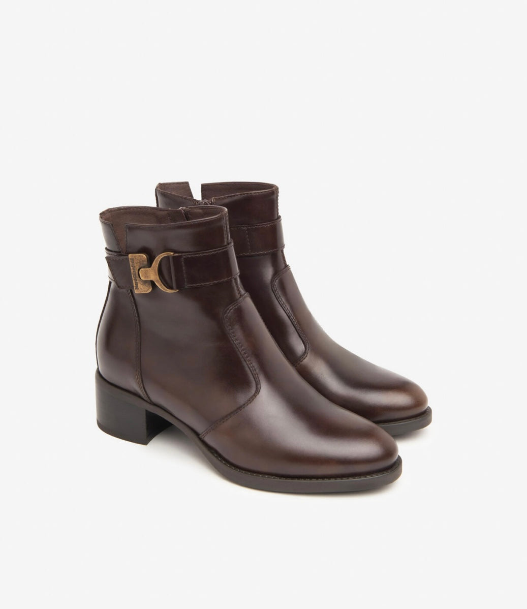 Nerogiardini brown leather ankle boots
