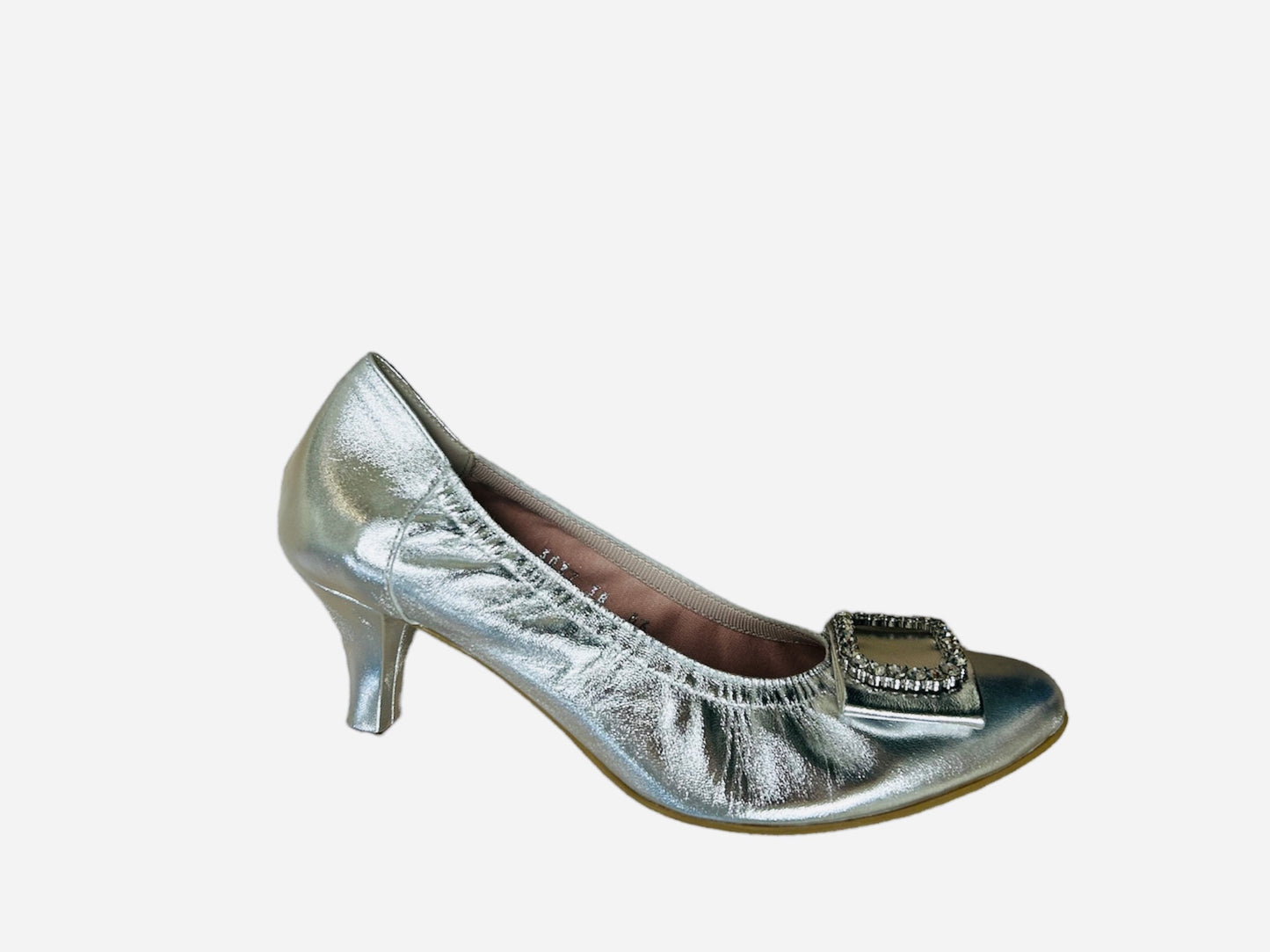 Le babe silver pumps