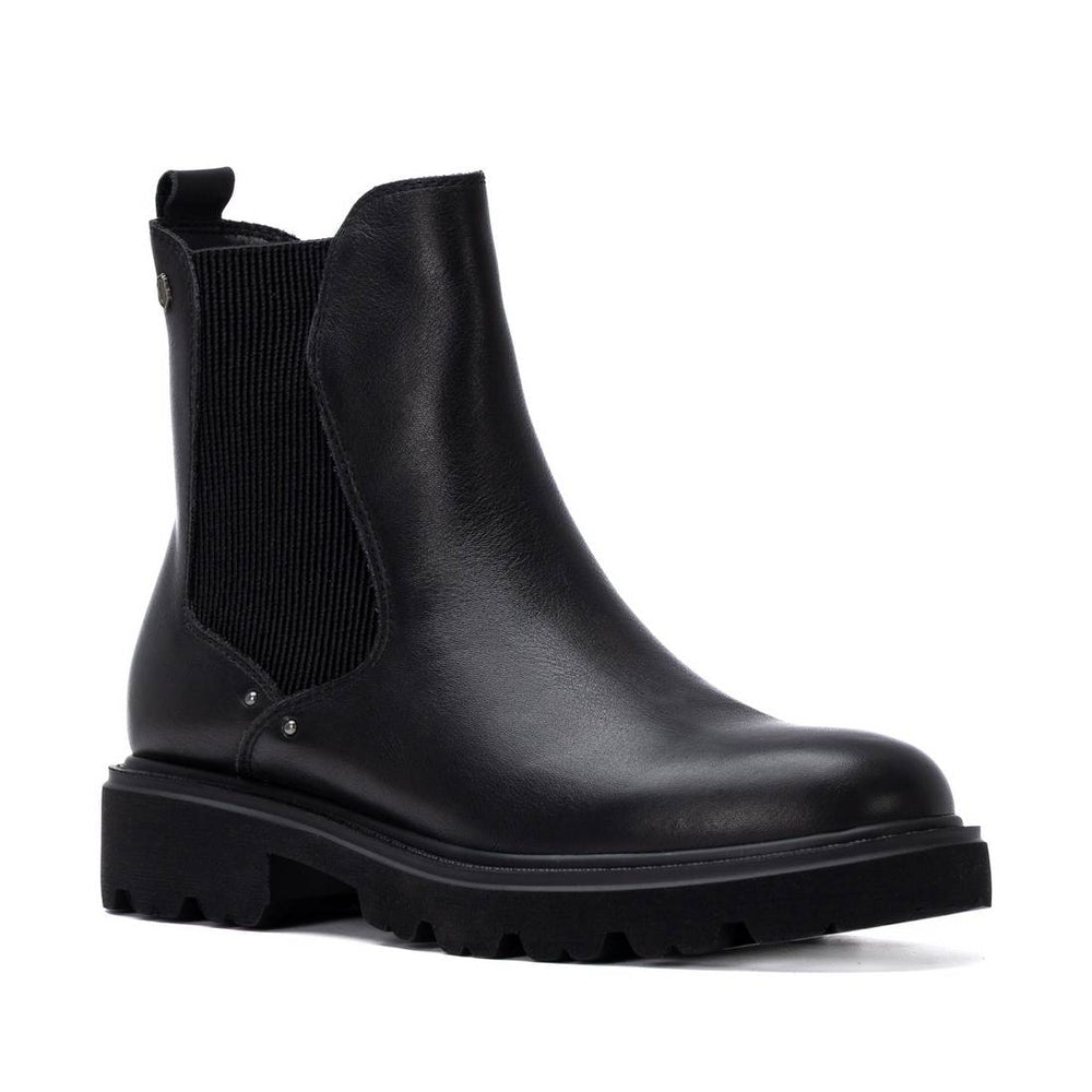 Carmela black leather ankle boots