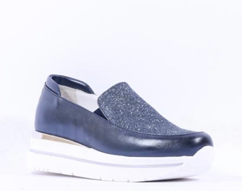 Marco moreo navy leather platform loafer