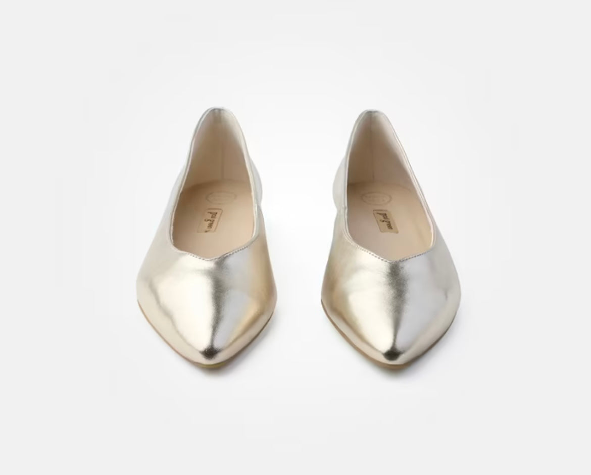 Paul Green gold leather ballerinas