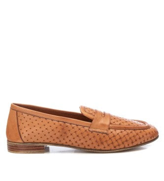 Carmela tan leather loafer