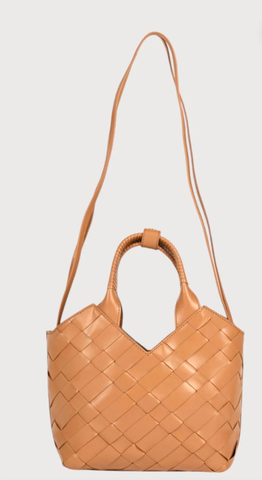Alēo tan leather shopper handbag