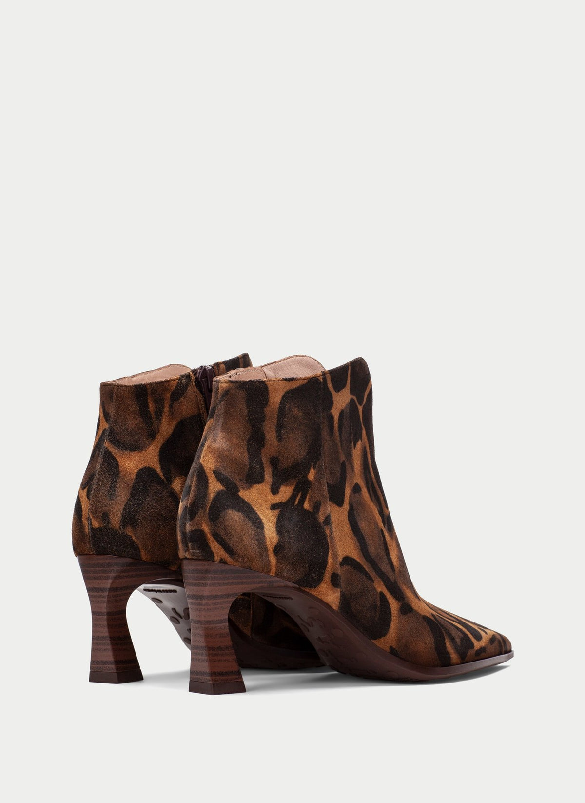 Hispanitas giraffe print leather pointed ankle boots