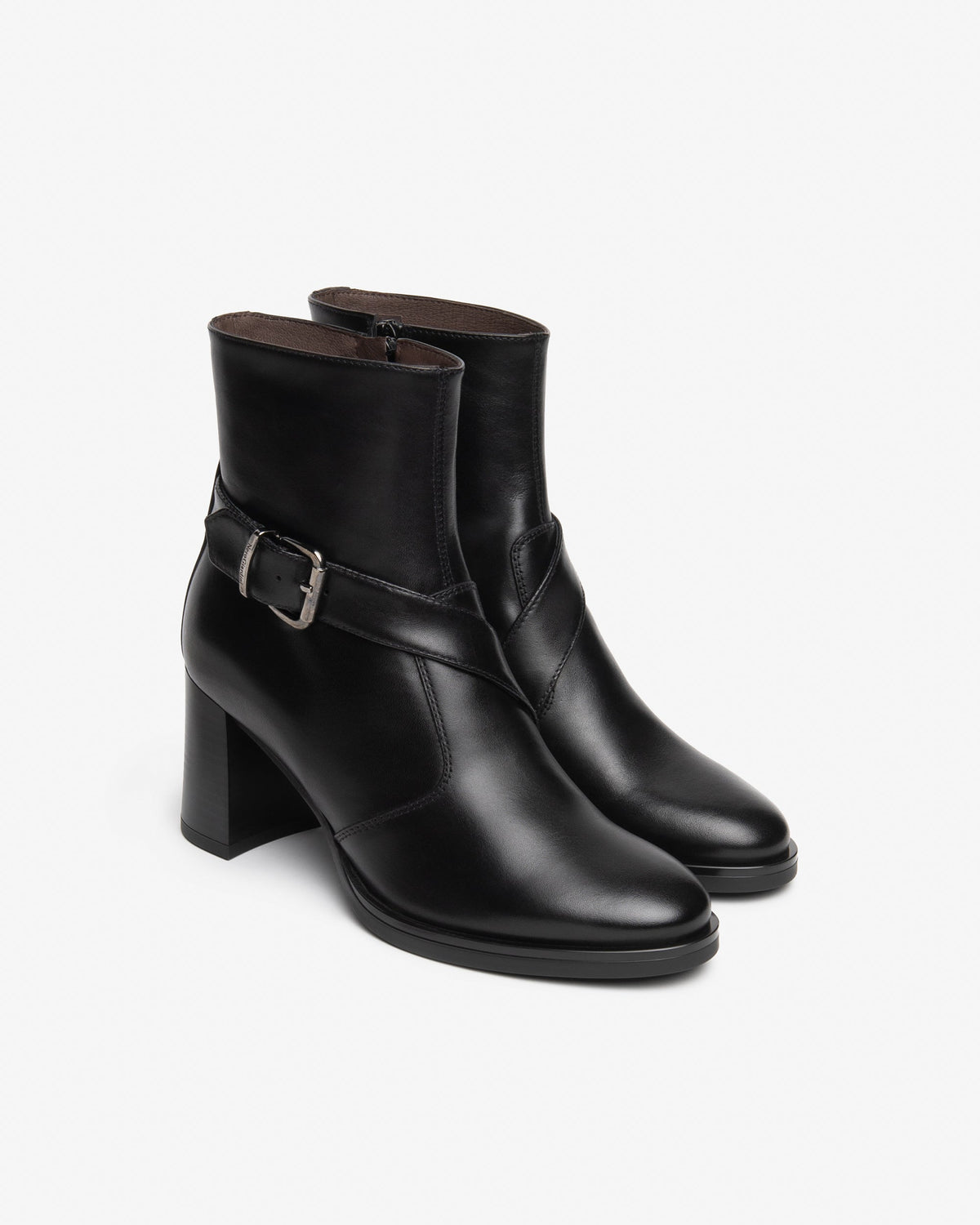 NeroGiardini black leather ankle boots